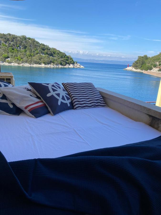 Accommodation Triton Lastovo ภายนอก รูปภาพ