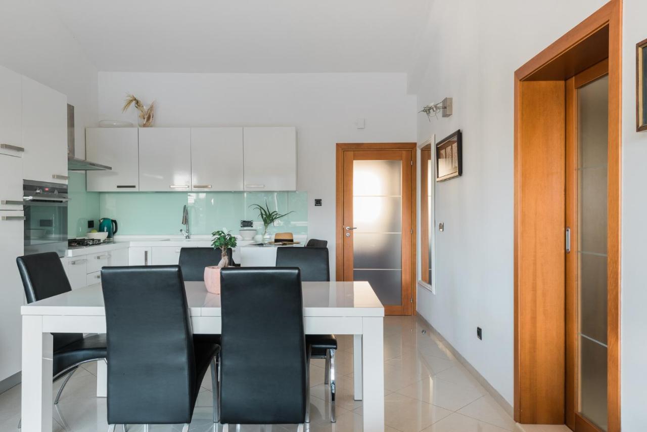 Accommodation Triton Lastovo ภายนอก รูปภาพ